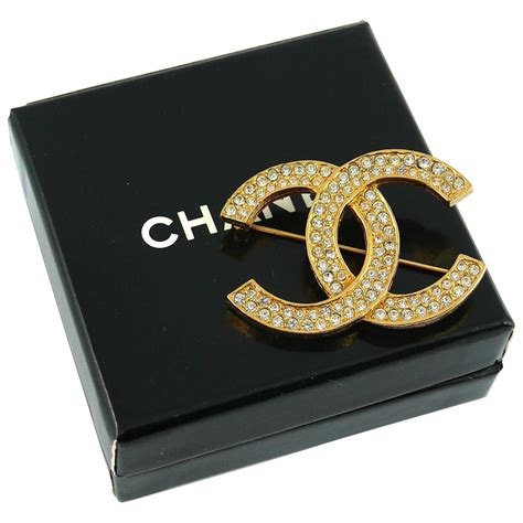 gabrielle chanel bijoux orecchini vintage|Chanel crystal brooches.